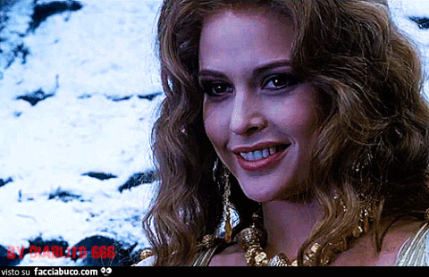 Gif animata: la vampira